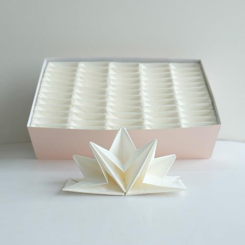 WEDDING SERVIETTES / NAPKINS IN WHITE (See CREAM AND SILVER GREY in the 9 Colour Section)